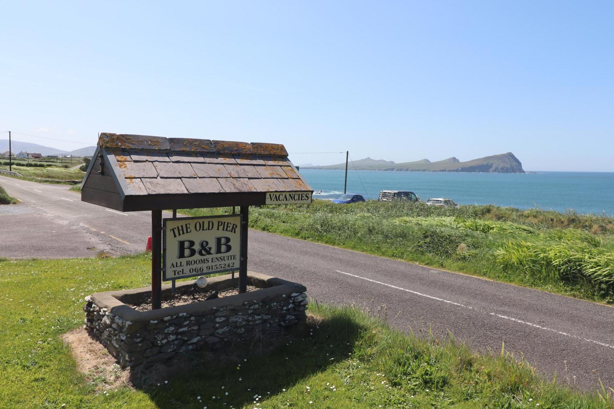 The Old Pier Guest Accommodation, Bed Only, No Breakfast Ballydavid Εξωτερικό φωτογραφία